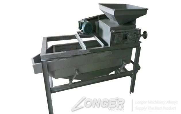 Small Type Almond Pit Hulling Machine